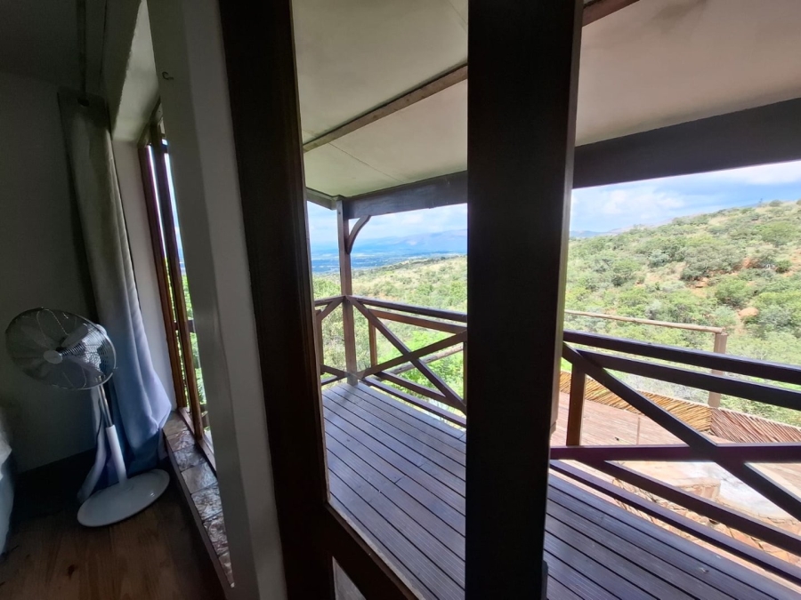 5 Bedroom Property for Sale in Waterkloof East North West